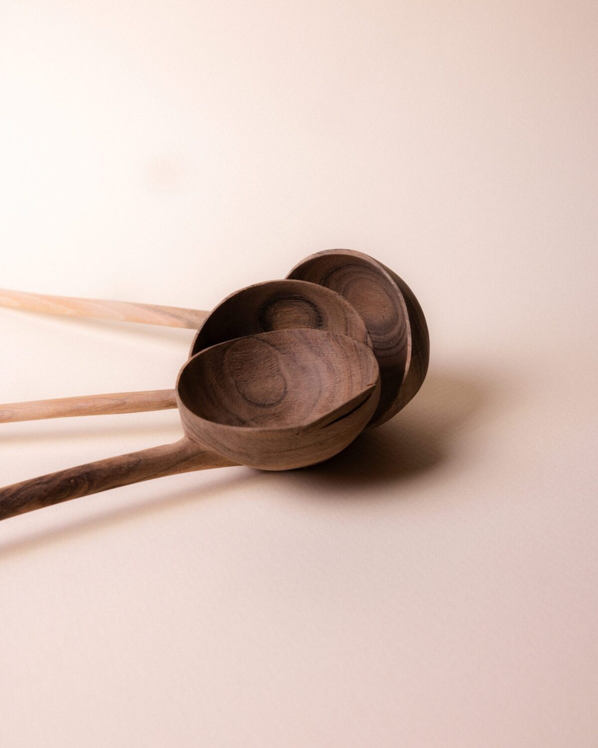 Cuillère en bois de noyer - Cabana Gallery 3